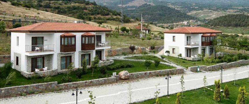 Obam Termal Resort Hotel Ve Spa Sindirgi Exterior foto